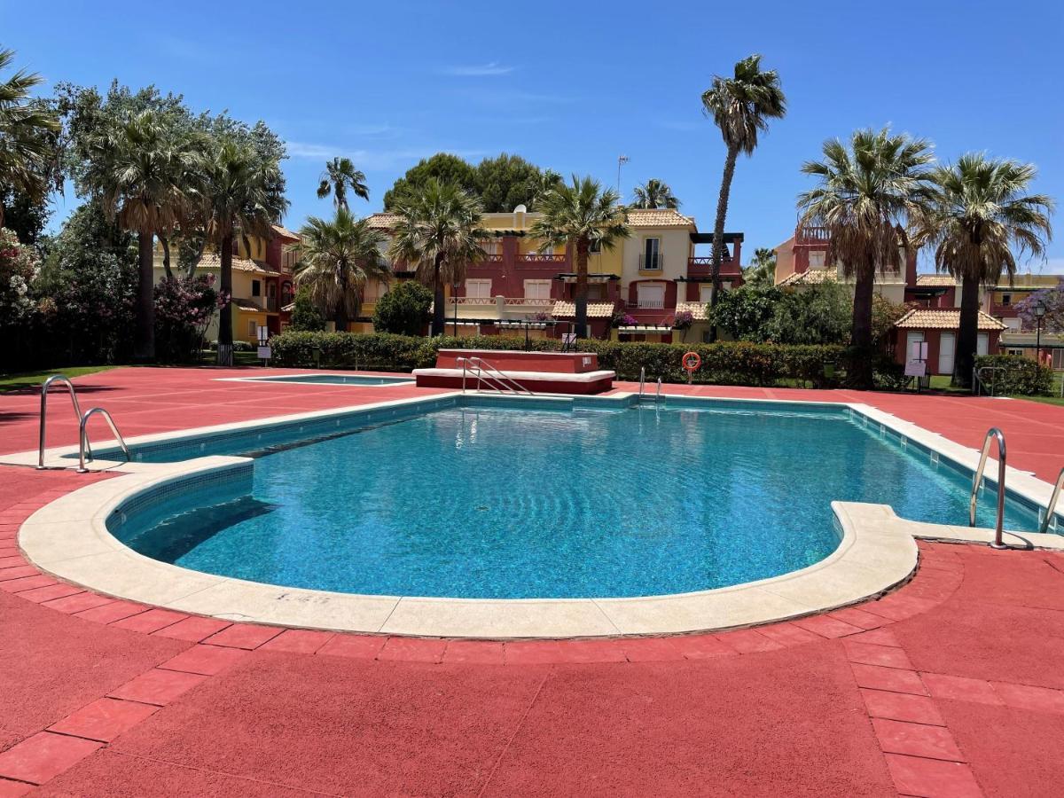 Golf, Kitesurf, Tennis, Paddle, Free Bicycles - Apartment Andalusia إيسلا كانيلا المظهر الخارجي الصورة
