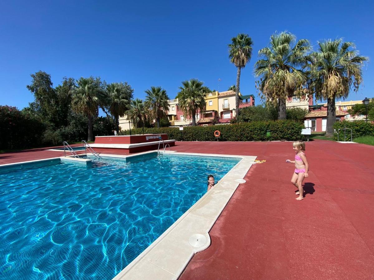 Golf, Kitesurf, Tennis, Paddle, Free Bicycles - Apartment Andalusia إيسلا كانيلا المظهر الخارجي الصورة